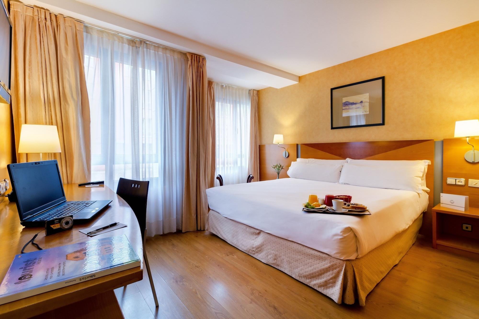Oca Villa De Aviles Hotel Eksteriør bilde